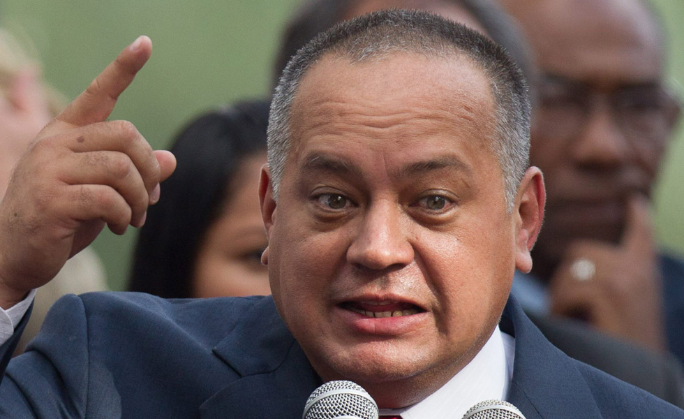Diosdado Cabello: Rechazamos la insolencia del inmoral de Santos sobre nuestro proceso