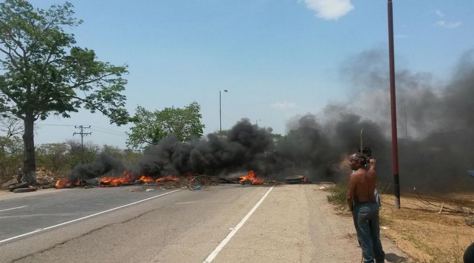 Comunidad indígena protestó en el sector Los Potocos  (Fotos)