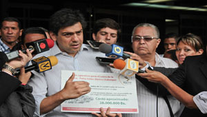 Ocariz le pidió al MP medidas precautelativas para sacar la basura de Julián Blanco
