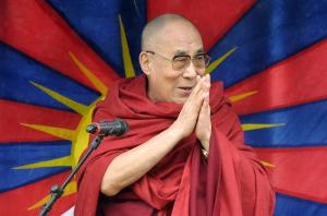 El dalái lama cree superado el nacionalismo y aboga por una humanidad unida
