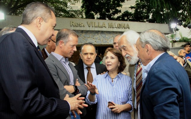 Comisión de Senadores Españoles visitan al Alcalde Ledezma 2