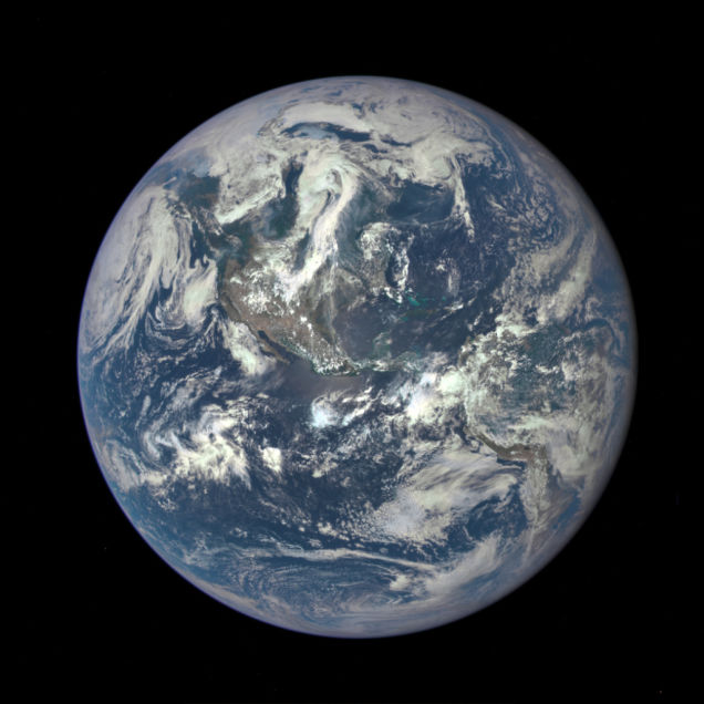 La NASA toma una nueva foto de toda la Tierra después de 43 años