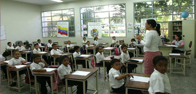 Escuelas no cerrarán en vacaciones