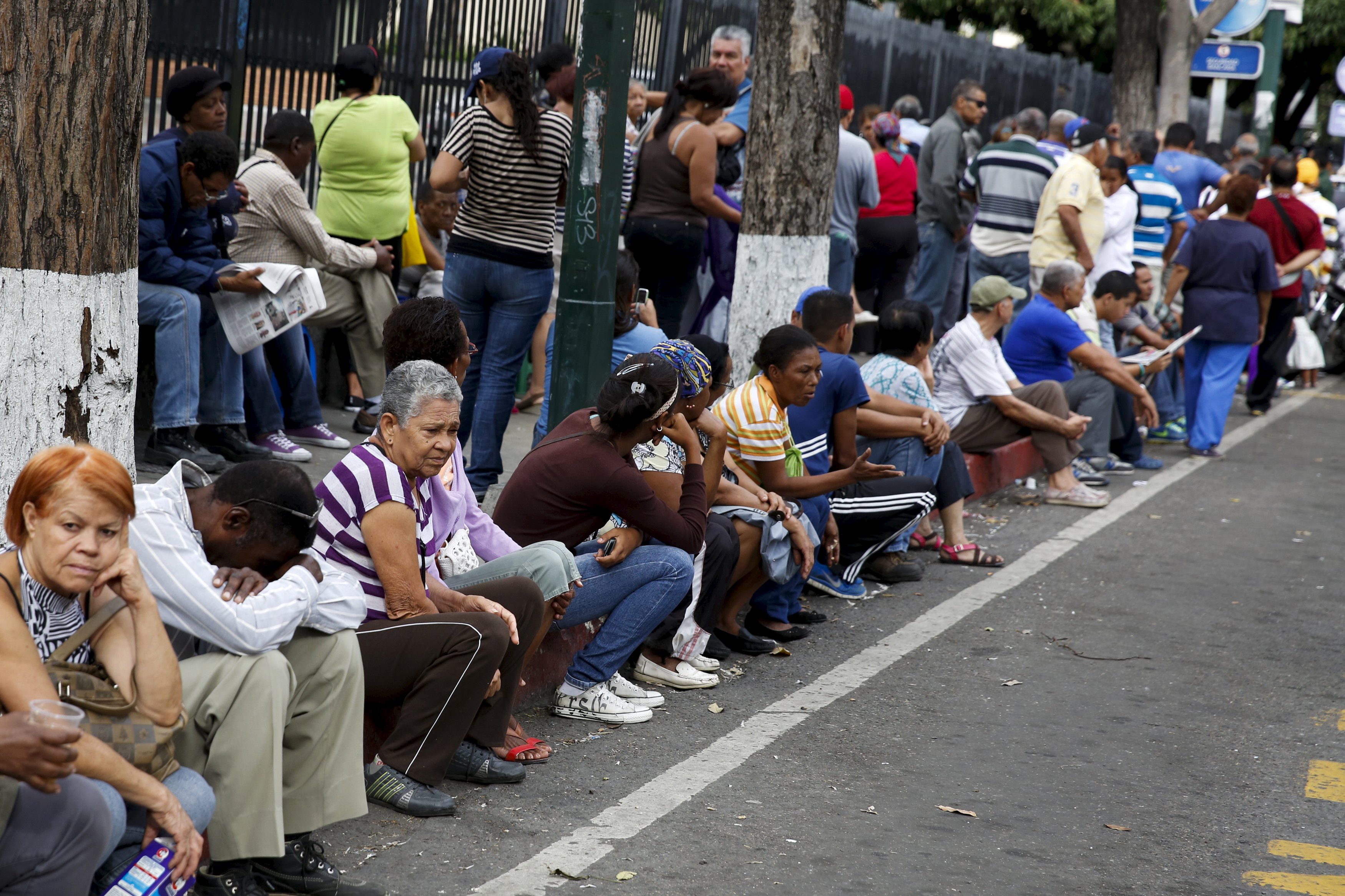 Desastre económico impuso crueles colas a las familias de Guayana