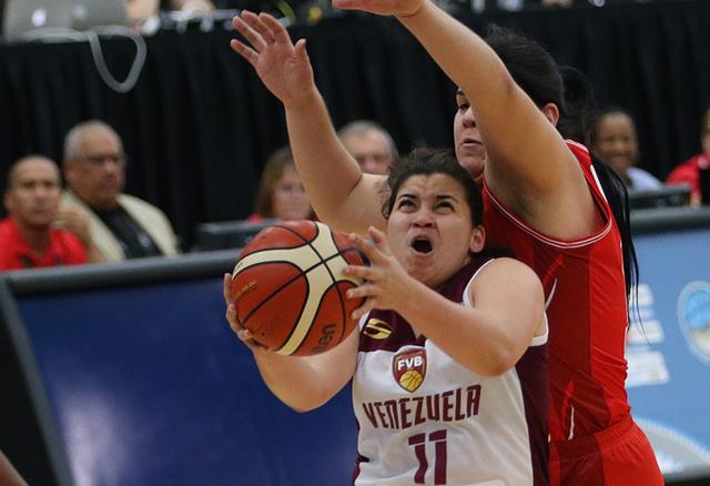 Venezuela derrota a Ecuador y jugará por un puesto en el repechaje del Preolímpico de Baloncesto