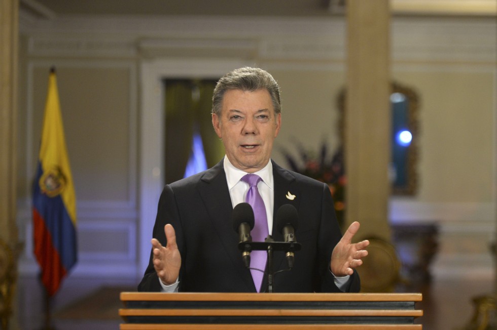 Santos ofrece condolencias y solidaridad a chilenos tras sismo