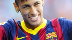 ¡Son idénticos! Conoce al “hermano” perdido de Neymar (Foto)