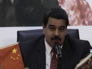 Deuda con China se eleva en 5 mil millones de dólares para “aumentar producción petrolera”, anunció Maduro