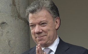 Santos propone “cónclave” para “acelerar” proceso de paz con Farc