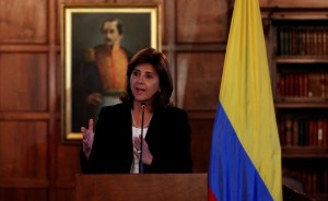 Canciller Holguín: Venezuela no nos consultó sobre cierre fronterizo