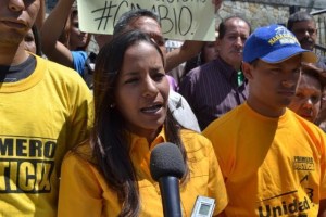 Marialbert Barrios: Aumento del salario mínimo se traduce en 75 bolívares diarios que no alcanzan ni para un café