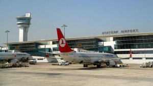 Se suicidó en el aeropuerto de Estambul tras perder un vuelo