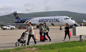 Avión de Aeropostal aterrizó de emergencia en Maracaibo tras explotar una turbina