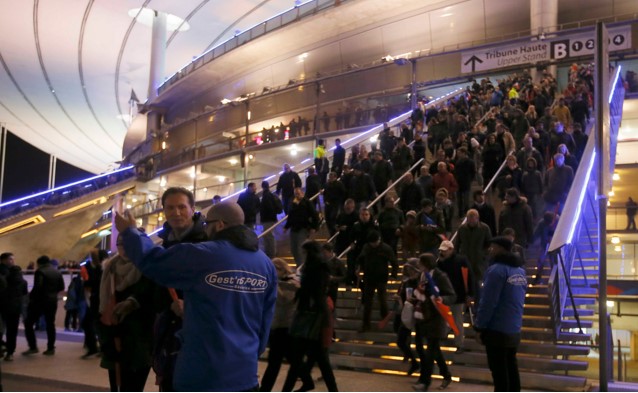 TERROR: Un atacante suicida planeaba inmolarse dentro del estadio durante el Francia – Alemania