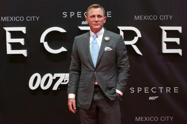 Censuran la película “Spectre” en India por besos “excesivos”