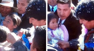 Evo Morales rapa y apadrina a una niña en rito andino boliviano