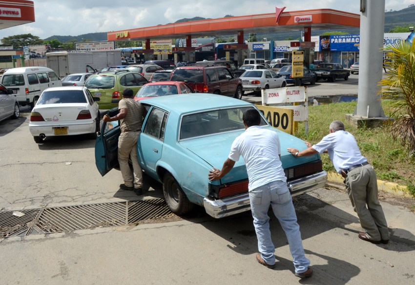 Esta sería la razón de la escasez de gasolina en la región central de Venezuela