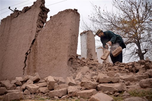 Un nuevo sismo deja cuatro muertos y más de cien heridos en Afganistán y Pakistán