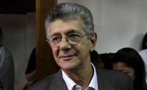 Ramos Allup: Si Maduro no cambia la política económica, con reciclajes de ministros no hará nada