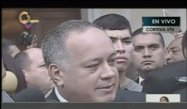 Diosdado todavía no entiende que el oficialismo es minoría en la AN (Video + Keep calm diputado)