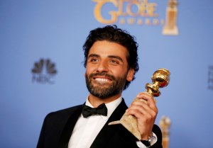 Actor guatemalteco gana el Globo de Oro a mejor actor en una miniserie