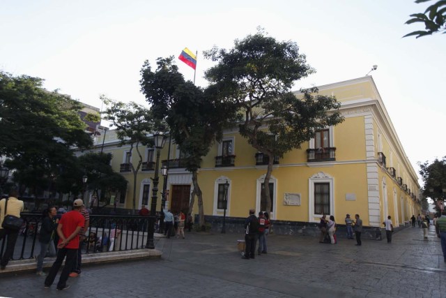 Imagen de la Casa Amarilla en Caracas. Foto: Archivo