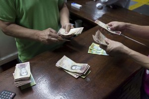 Venezuela no está preparada para retiro de billetes