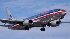 Vuelo de American Airlines con destino a Milán desviado con heridos a Canadá