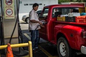 NYT: Venezuela aumenta el precio de su gasolina y agudiza la crisis