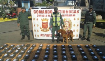 Hallan 107 panelas de cocaína en terminal de ferrys de Puerto La Cruz