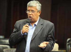 Diputado Barragán: Vente y la 16 de Julio acudirán a la sesión de la AN para sustituir a Maduro