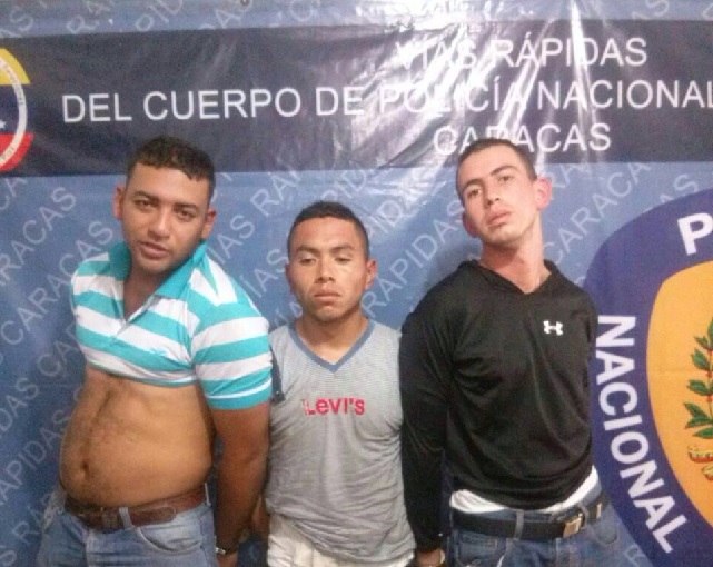 Detienen a tres sargentos en El Llanito por robo de vehículo