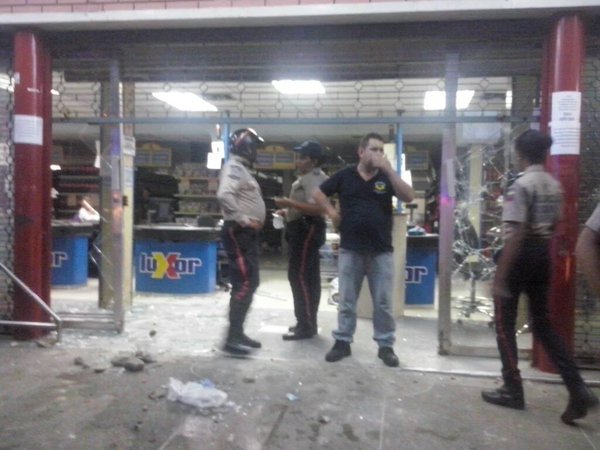 Saquearon supermercado en Maracay la madrugada de este miércoles