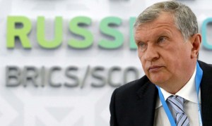 Jefe de estatal rusa Rosneft llama a olvidar influencia de la Opep