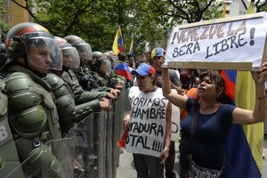 La Carta Democrática, el examen de la OEA al gobierno de Maduro