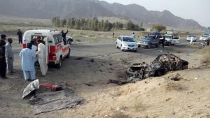 Talibanes afganos confirman muerte de su jefe en ataque estadounidense