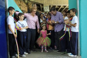 Alcaldes Blyde y Fernández reinauguraron cancha en Terrazas de Club Hípico