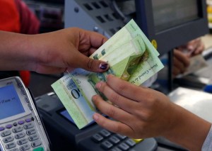 Se agudiza escasez de billetes en el país