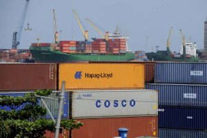 Economía de puerto registra caída de 48% al cierre de 2016