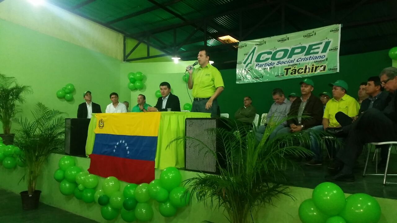 Roberto Enríquez juramentó nueva dirección política de Copei en Táchira