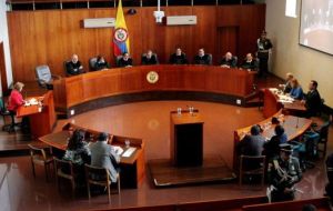Corte Constitucional aprueba el plebiscito para la paz con las Farc en Colombia