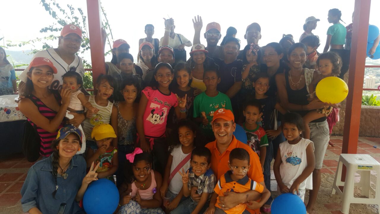 VP Anzoátegui llenó de sonrisas a niños en su día