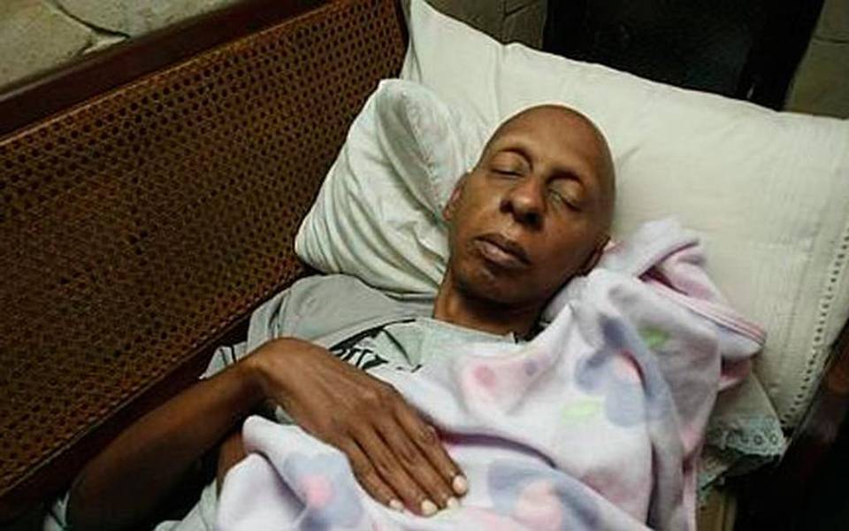 Opositor cubano Guillermo Fariñas hospitalizado de nuevo tras 16 días en huelga hambre