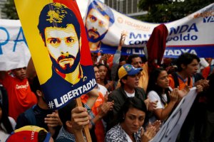 Canciller español dice que Maduro parece querer dinamitar el entendimiento con la oposición