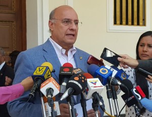 Williams Dávila: Cancillería le sigue mintiendo a los venezolanos, es mentira que el gobierno tenga presidencia de Mercosur