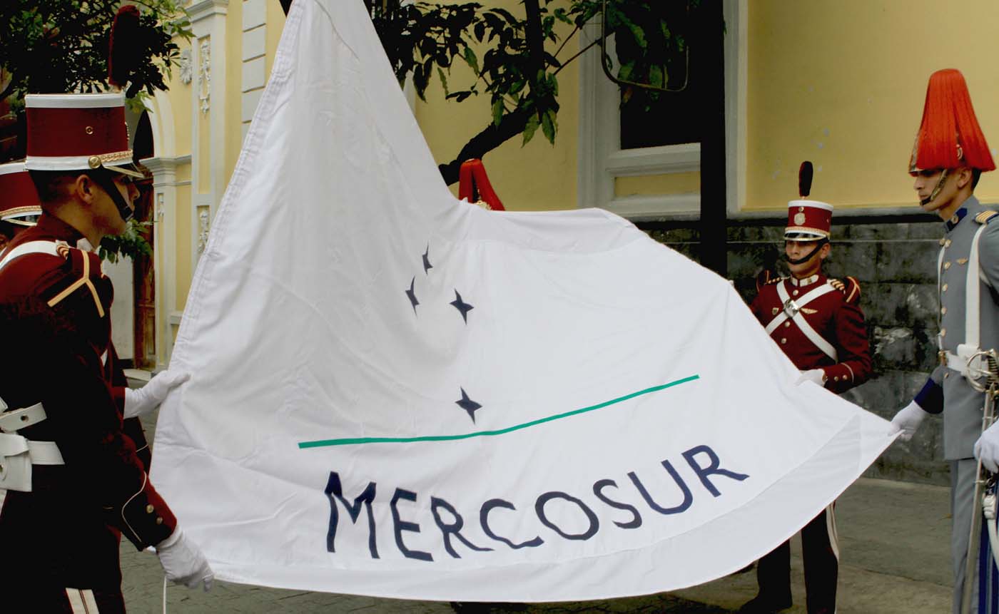 Mercosur dispuesto a suspender a Venezuela por cláusula democrática