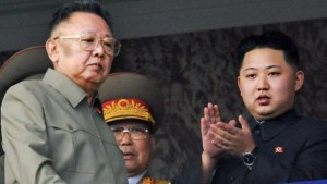 Las fatídicas locuras de Kim Jong-un y de su difunto padre