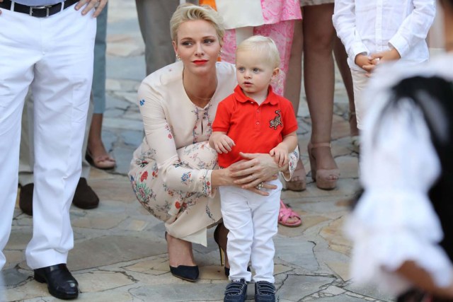 Princess Charlene of Monaco holds Prince Jacques, the heir apparent to the Monegasque throne during the traditional Monaco's picnic in Monaco, September 10, 2016. REUTERS/Valery Hache/Pool