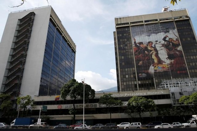La casa matriz de la estatal Petróleos de Venezuela en Caracas REUTERS/Carlos Garcia Rawlins