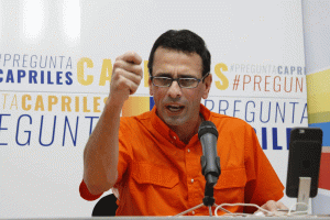 Capriles: Istúriz incita a una guerra en Miraflores